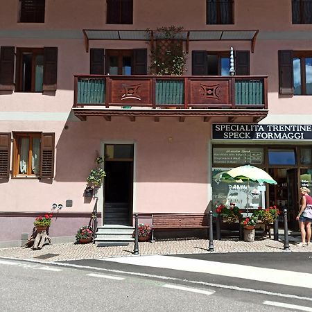La Casa Di Nonna Lia Apartment Dimaro Exterior photo